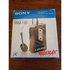 Ultra Rare 1979 Sony Walkman Wm-11d Stero Cassette Player New In Box